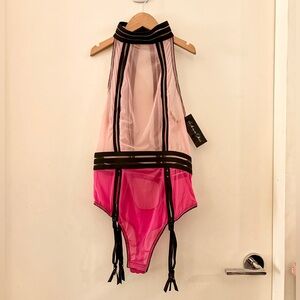 BNWT Oh la la Cheri COLLARED TEDDY WITH ELASTICS AND GARTER STRAPS  💖  🖤